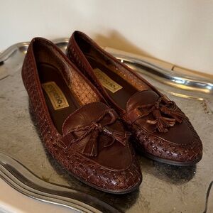 Vintage Capezio Wine Brown Woven Leather Loafers